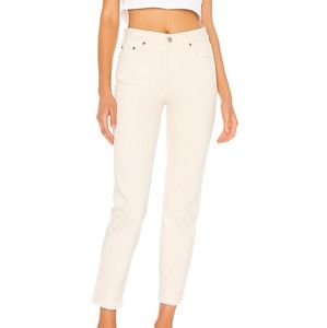 NWT Wedgie Icon Fit in Ecru High Rise Jeans